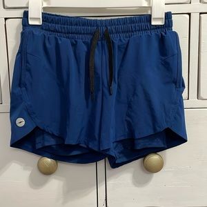 Running shorts